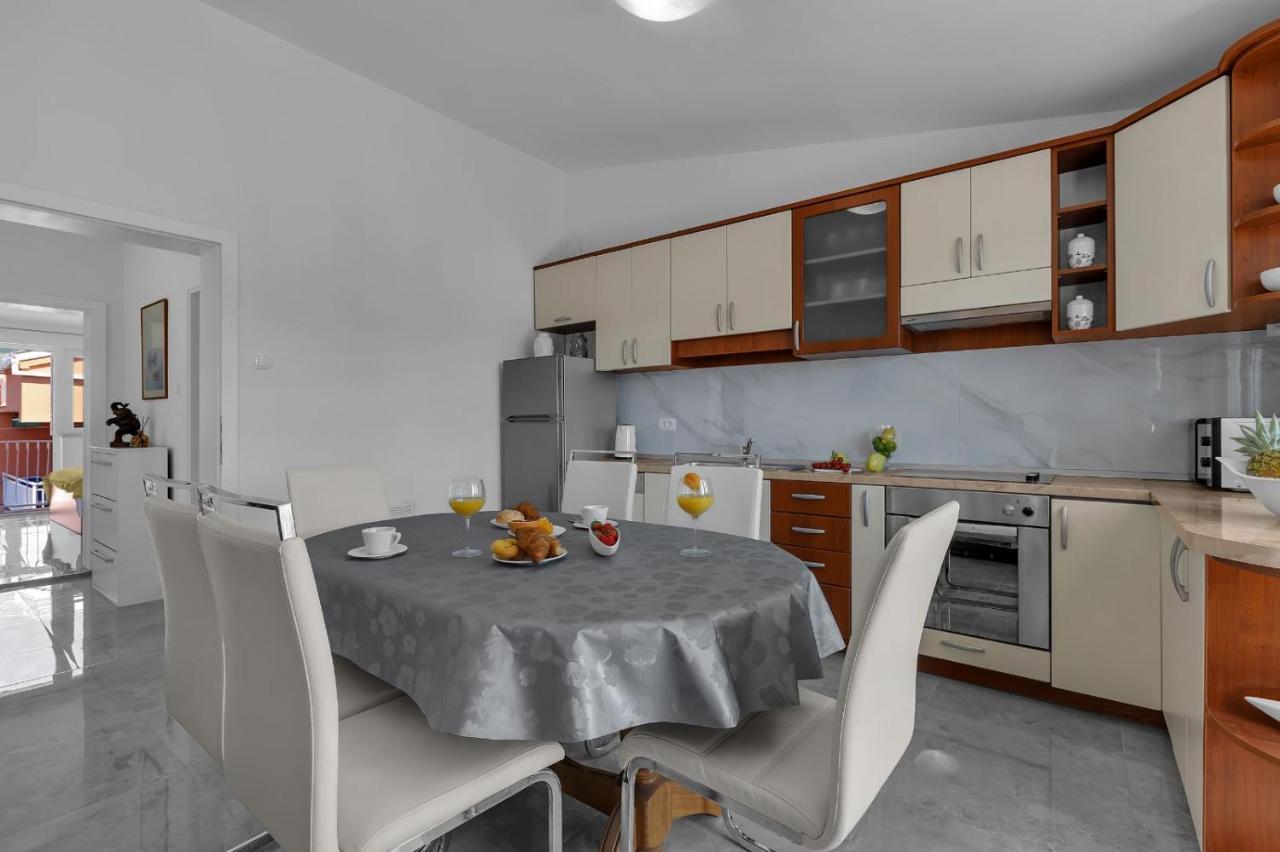 Ana Apartment Makarska Exterior photo